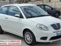 Usata Lancia Ypsilon 60 CV (44 kW) 2010 Bianco Utilitaria