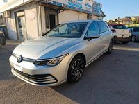 Usata VW Golf VIII Life 110 CV (80 kW) 2024 Grigio Berlina