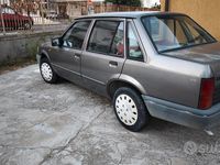 Usata Opel Corsa 54 CV (39 kW) 1993 Marrone Berlina