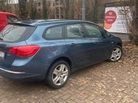 Usata Opel Astra 165 CV (121 kW) 2013 Blu Station wagon