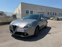 Usata Alfa Romeo Giulietta Super 120 CV (88 kW) 2018 Argento Utilitaria