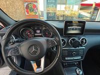 Usata Mercedes A180 Urban 109 CV (80 kW) 2017 Grigio Berlina