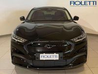 Usata Ford Mustang Mach-E 197 kW (269 CV) 2021 Nero SUV