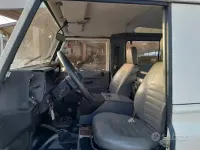 Usata Land Rover Defender 122 CV (89 kW) 1999 Bianco Station wagon