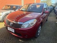 Usata Dacia Sandero Ambiance 75 CV (55 kW) 2009 Rosso Berlina