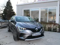 Usata Renault Captur Zen 91 CV (66 kW) 2021 Grigio SUV