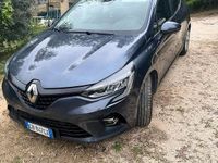 Usata Renault Clio V Business 101 CV (74 kW) 2020 Berlina