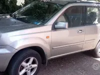 Usata Nissan X-Trail 140 CV (102 kW) 2001 Grigio SUV