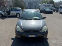Usata Ford Focus Ghia 115 CV (84 kW) 2002 Nero Station wagon