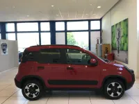 Usata Fiat Panda Cross Cross 69 CV (50 kW) 2024 Rosso Utilitaria
