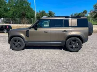 Usata Land Rover Defender SE 200 CV (147 kW) 2022 Gondwana stone SUV