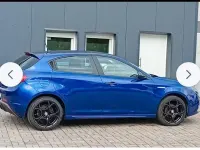 Usata Alfa Romeo Giulietta 120 CV (88 kW) 2019 Bluazzurro Utilitaria