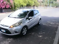 Usata Ford Fiesta Titanium 60 CV (44 kW) 2010 Argento Berlina