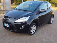 Usata Ford Ka 69 CV (50 kW) 2015 Nero Berlina