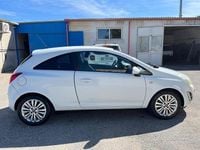 Usata Opel Corsa 86 CV (63 kW) 2011 Bianco Berlina