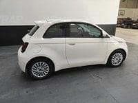 Usata Fiat 500e Action 69 kW (95 CV) 2022 Bianco Utilitaria