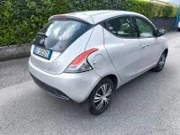 Usata Lancia Ypsilon Platinum 95 CV (69 kW) 2014 Grigio Utilitaria