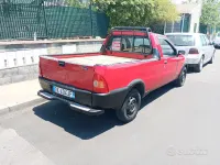 Usata Fiat Strada 69 CV (50 kW) 2000 Rosso Pick-up