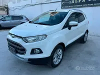 Usata Ford Ecosport Titanium 125 CV (91 kW) 2015 Bianco SUV