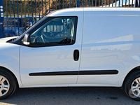 Usata Fiat Doblò S 105 CV (77 kW) 2020 Bianco Monovolume