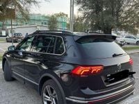 Usata VW Tiguan R-line 150 CV (110 kW) 2023 Nero SUV