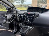 Usata Lancia Ypsilon 69 CV (50 kW) 2013 Nero Utilitaria