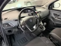 Usata Lancia Ypsilon Silver 69 CV (50 kW) 2017 Nero Utilitaria