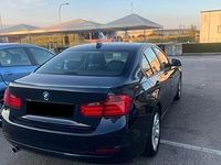 Usata BMW 318 143 CV (105 kW) 2012 Blu Berlina