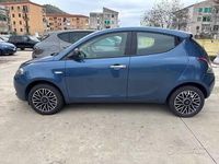 Usata Lancia Ypsilon 70 CV (51 kW) 2024 Blu/azzurro Utilitaria