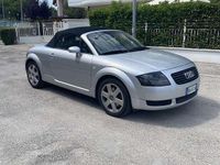 Usata Audi TT Roadster 179 CV (131 kW) 2001 Argento Cabrio