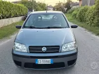 Usata Fiat Punto 60 CV (44 kW) 2004 Grigio Utilitaria