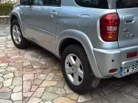 Usata Toyota RAV4 116 CV (85 kW) 2005 Grigio SUV