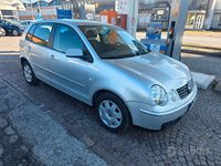 Usata VW Polo 74 CV (54 kW) 2004 Grigio Utilitaria