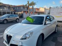 Usata Alfa Romeo Giulietta Progression 120 CV (88 kW) 2012 Bianco Utilitaria