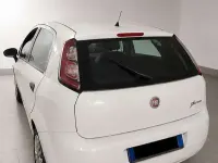 Usata Fiat Grande Punto Active 75 CV (55 kW) 2010 Bianco Utilitaria