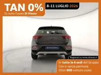 Usata VW T-Roc Life 150 CV (110 kW) 2023 Indium grey metallizzato nero SUV