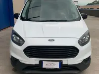 Begagnad Ford Transit 75 HK (55 kW) 2018 Vit Sedan