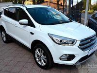 Usata Ford Kuga S 120 CV (88 kW) 2019 Bianco SUV