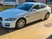 Usata Jaguar XE 180 CV (132 kW) 2016 Bianco Berlina
