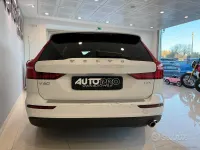 Usata Volvo V60 Business Edition 150 CV (110 kW) 2020 Bianco Station wagon
