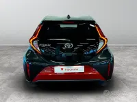 Usata Toyota Aygo X Trend 72 CV (52 kW) 2023 Rosso SUV