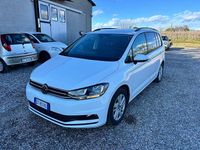 Usata VW Touran Business 150 CV (110 kW) 2024 Bianco Monovolume