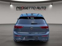 Usata VW Golf VIII R-line 131 CV (96 kW) 2024 Grigio Berlina