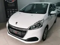 Usata Peugeot 208 Active 68 CV (50 kW) 2018 Bianco Utilitaria