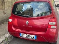 Usata Renault Twingo Dynamique 58 CV (42 kW) 2009 Rosso Utilitaria