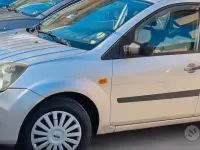 Usata Ford Fiesta 68 CV (50 kW) 2006 Grigio Utilitaria