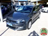 Usata VW Polo Trendline 75 CV (55 kW) 2015 Grigio Berlina