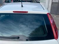 Usata Fiat Grande Punto 65 CV (47 kW) 2007 Bianco Utilitaria