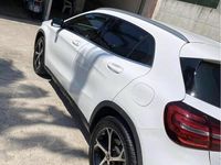 Usata Mercedes GLA200 136 CV (100 kW) 2018 Bianco SUV