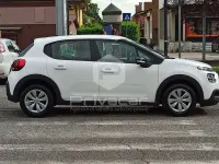 Begagnad Citroën C3 Feel 102 HK (75 kW) 2023 Vit Halvkombi